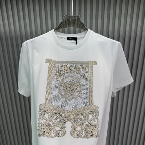Cheap Versace T-Shirts Short Sleeved For Unisex #1430529 Replica Wholesale [$76.00 USD] [ITEM#1430529] on Replica Versace T-Shirts