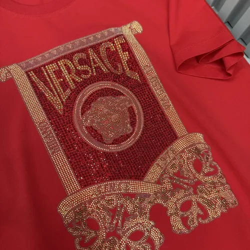 Cheap Versace T-Shirts Short Sleeved For Unisex #1430530 Replica Wholesale [$76.00 USD] [ITEM#1430530] on Replica Versace T-Shirts