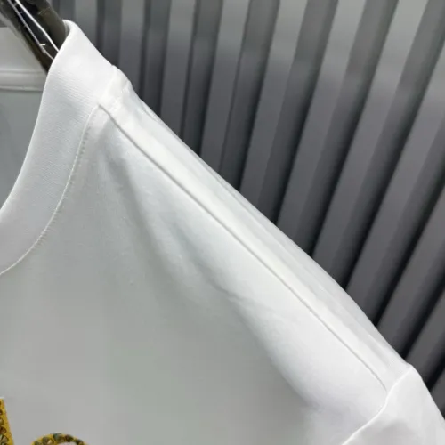 Cheap Versace T-Shirts Short Sleeved For Unisex #1430533 Replica Wholesale [$82.00 USD] [ITEM#1430533] on Replica Versace T-Shirts