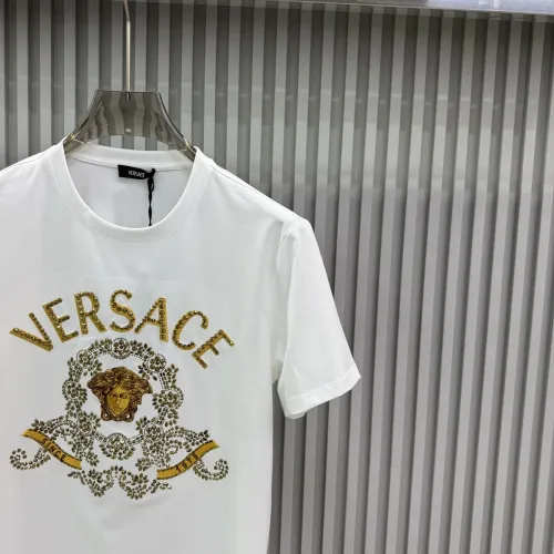 Cheap Versace T-Shirts Short Sleeved For Unisex #1430533 Replica Wholesale [$82.00 USD] [ITEM#1430533] on Replica Versace T-Shirts