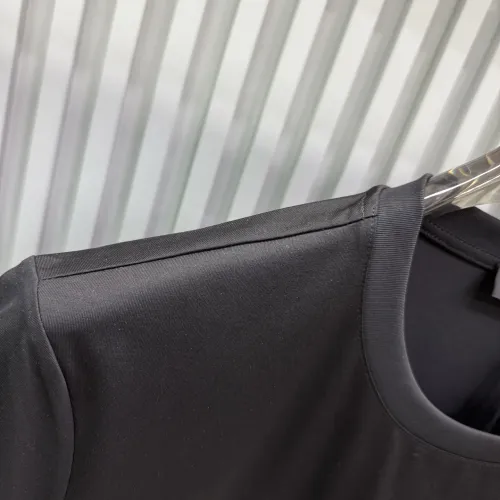 Cheap Versace T-Shirts Short Sleeved For Unisex #1430534 Replica Wholesale [$82.00 USD] [ITEM#1430534] on Replica Versace T-Shirts