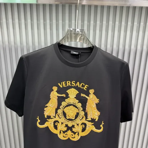 Cheap Versace T-Shirts Short Sleeved For Unisex #1430536 Replica Wholesale [$82.00 USD] [ITEM#1430536] on Replica Versace T-Shirts