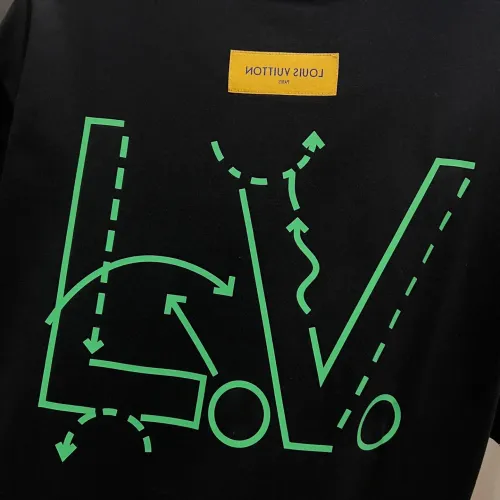 Cheap Louis Vuitton LV T-Shirts Short Sleeved For Unisex #1430546 Replica Wholesale [$38.00 USD] [ITEM#1430546] on Replica Louis Vuitton LV T-Shirts