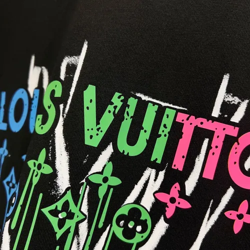 Cheap Louis Vuitton LV T-Shirts Short Sleeved For Unisex #1430549 Replica Wholesale [$38.00 USD] [ITEM#1430549] on Replica Louis Vuitton LV T-Shirts