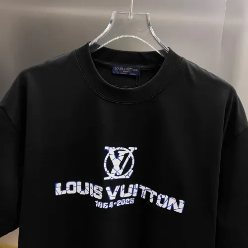 Cheap Louis Vuitton LV T-Shirts Short Sleeved For Unisex #1430555 Replica Wholesale [$38.00 USD] [ITEM#1430555] on Replica Louis Vuitton LV T-Shirts