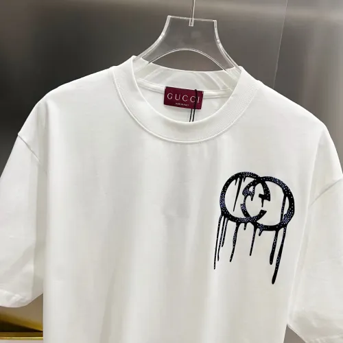 Cheap Gucci T-Shirts Short Sleeved For Unisex #1430605 Replica Wholesale [$38.00 USD] [ITEM#1430605] on Replica Gucci T-Shirts