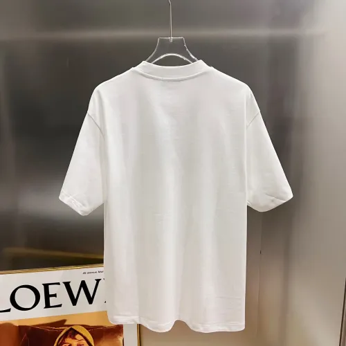 Cheap Versace T-Shirts Short Sleeved For Unisex #1430607 Replica Wholesale [$38.00 USD] [ITEM#1430607] on Replica Versace T-Shirts