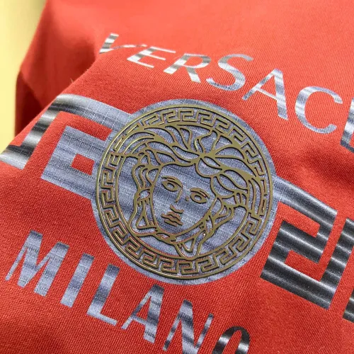 Cheap Versace T-Shirts Short Sleeved For Unisex #1430608 Replica Wholesale [$38.00 USD] [ITEM#1430608] on Replica Versace T-Shirts