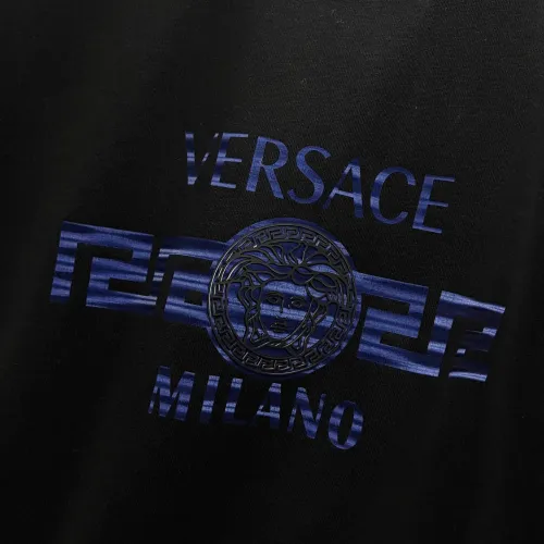 Cheap Versace T-Shirts Short Sleeved For Unisex #1430609 Replica Wholesale [$38.00 USD] [ITEM#1430609] on Replica Versace T-Shirts