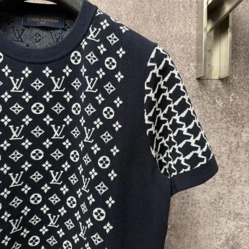 Cheap Louis Vuitton LV T-Shirts Short Sleeved For Unisex #1430659 Replica Wholesale [$72.00 USD] [ITEM#1430659] on Replica Louis Vuitton LV T-Shirts