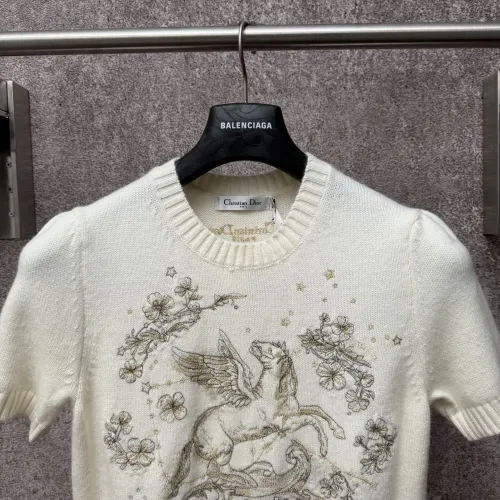 Cheap Christian Dior T-Shirts Short Sleeved For Women #1430692 Replica Wholesale [$92.00 USD] [ITEM#1430692] on Replica Christian Dior T-Shirts
