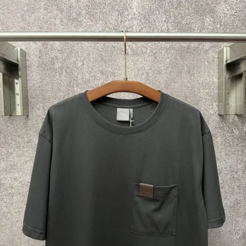 Cheap Christian Dior T-Shirts Short Sleeved For Unisex #1430702 Replica Wholesale [$42.00 USD] [ITEM#1430702] on Replica Christian Dior T-Shirts