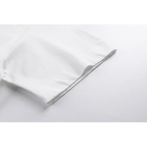 Cheap Burberry T-Shirts Short Sleeved For Unisex #1430720 Replica Wholesale [$52.00 USD] [ITEM#1430720] on Replica Burberry T-Shirts