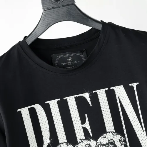 Cheap Philipp Plein PP T-Shirts Short Sleeved For Men #1431035 Replica Wholesale [$27.00 USD] [ITEM#1431035] on Replica Philipp Plein PP T-Shirts