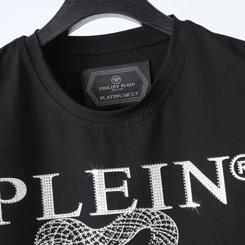 Cheap Philipp Plein PP T-Shirts Short Sleeved For Men #1431047 Replica Wholesale [$27.00 USD] [ITEM#1431047] on Replica Philipp Plein PP T-Shirts