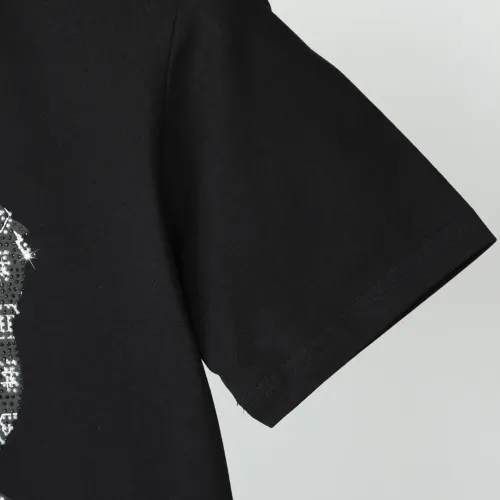 Cheap Philipp Plein PP T-Shirts Short Sleeved For Men #1431061 Replica Wholesale [$27.00 USD] [ITEM#1431061] on Replica Philipp Plein PP T-Shirts