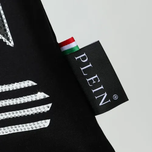 Cheap Philipp Plein PP T-Shirts Short Sleeved For Men #1431061 Replica Wholesale [$27.00 USD] [ITEM#1431061] on Replica Philipp Plein PP T-Shirts