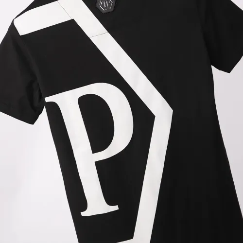 Cheap Philipp Plein PP T-Shirts Short Sleeved For Men #1431069 Replica Wholesale [$27.00 USD] [ITEM#1431069] on Replica Philipp Plein PP T-Shirts