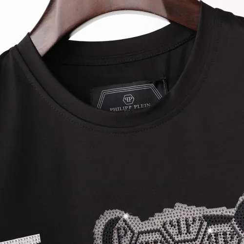 Cheap Philipp Plein PP T-Shirts Short Sleeved For Men #1431079 Replica Wholesale [$27.00 USD] [ITEM#1431079] on Replica Philipp Plein PP T-Shirts