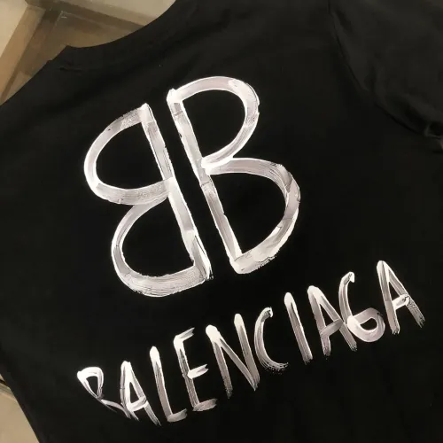 Cheap Balenciaga T-Shirts Short Sleeved For Unisex #1431104 Replica Wholesale [$34.00 USD] [ITEM#1431104] on Replica Balenciaga T-Shirts