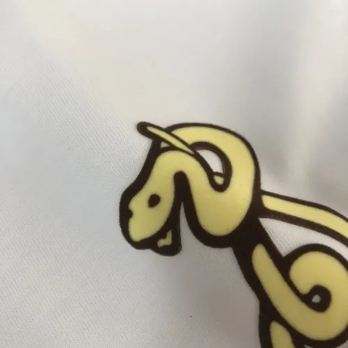 Cheap Burberry T-Shirts Short Sleeved For Unisex #1431373 Replica Wholesale [$32.00 USD] [ITEM#1431373] on Replica Burberry T-Shirts