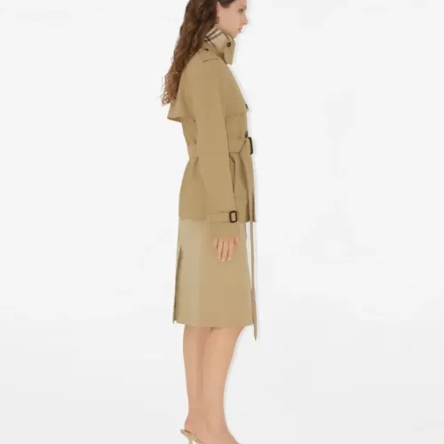 Cheap Burberry Trench Coat Long Sleeved For Women #1431473 Replica Wholesale [$160.00 USD] [ITEM#1431473] on Replica Burberry Trench Coat