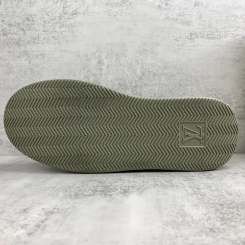 Cheap Louis Vuitton Casual Shoes For Men #1431666 Replica Wholesale [$160.00 USD] [ITEM#1431666] on Replica Louis Vuitton Casual Shoes