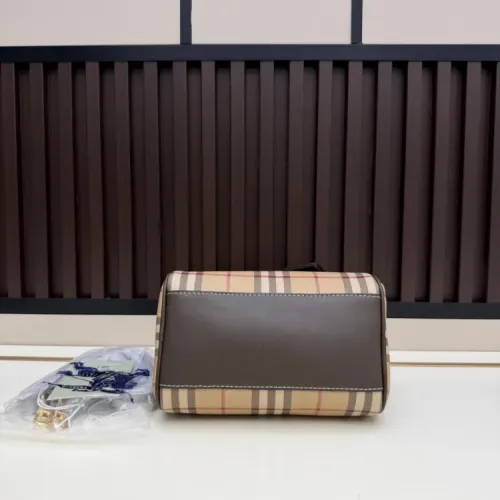Cheap Burberry AAA Quality Handbags For Women #1431797 Replica Wholesale [$92.00 USD] [ITEM#1431797] on Replica Burberry AAA Quality Handbags