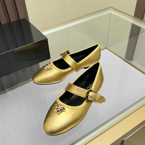 Cheap Versace Flat Shoes For Women #1432024 Replica Wholesale [$82.00 USD] [ITEM#1432024] on Replica Versace Flat Shoes