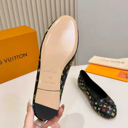 Cheap Louis Vuitton Flat Shoes For Women #1432029 Replica Wholesale [$102.00 USD] [ITEM#1432029] on Replica Louis Vuitton Flat Shoes