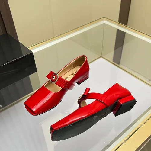 Cheap Versace Flat Shoes For Women #1432231 Replica Wholesale [$82.00 USD] [ITEM#1432231] on Replica Versace Flat Shoes