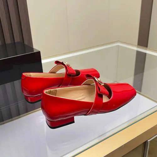 Cheap Versace Flat Shoes For Women #1432231 Replica Wholesale [$82.00 USD] [ITEM#1432231] on Replica Versace Flat Shoes