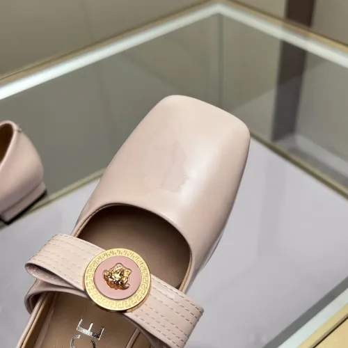 Cheap Versace Flat Shoes For Women #1432235 Replica Wholesale [$82.00 USD] [ITEM#1432235] on Replica Versace Flat Shoes