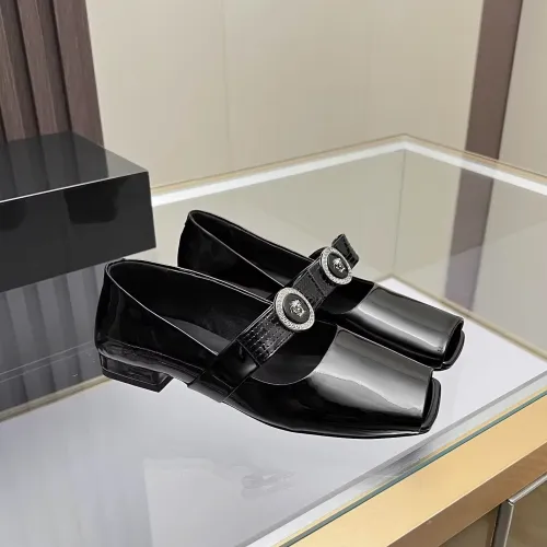 Versace Flat Shoes For Women #1432236