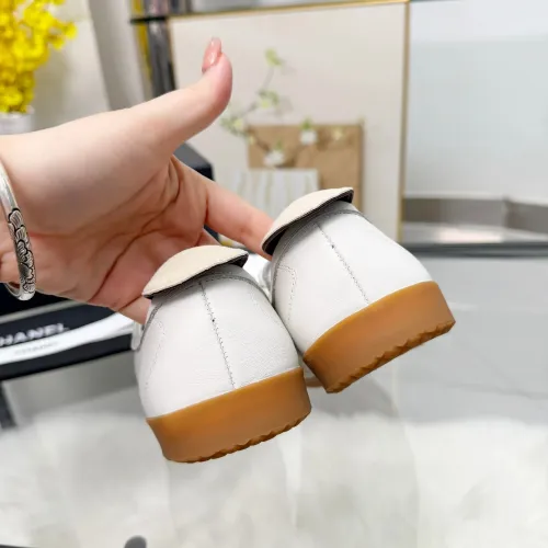 Cheap Chanel Casual Shoes For Women #1432246 Replica Wholesale [$98.00 USD] [ITEM#1432246] on Replica Chanel Casual Shoes