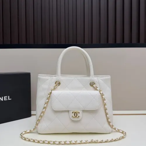 Chanel AAA Quality Handbags For Women #1432274