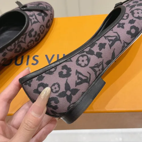 Cheap Louis Vuitton Flat Shoes For Women #1432298 Replica Wholesale [$108.00 USD] [ITEM#1432298] on Replica Louis Vuitton Flat Shoes