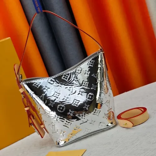 Louis Vuitton AAA Quality Shoulder Bags For Women #1432323