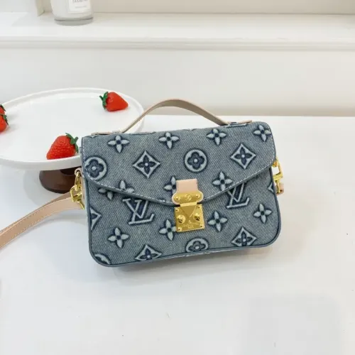 Louis Vuitton Messenger Bags For Women #1432358