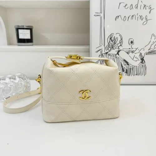 Chanel Messenger Bags For Women #1432367