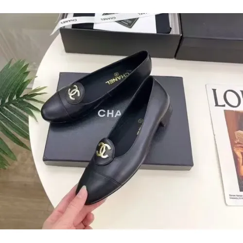 Chanel Flat Shoes For Women #1432521
