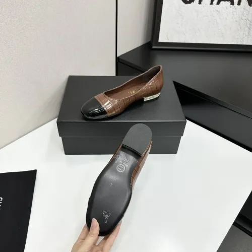 Cheap Chanel Flat Shoes For Women #1432602 Replica Wholesale [$112.00 USD] [ITEM#1432602] on Replica Chanel Flat Shoes