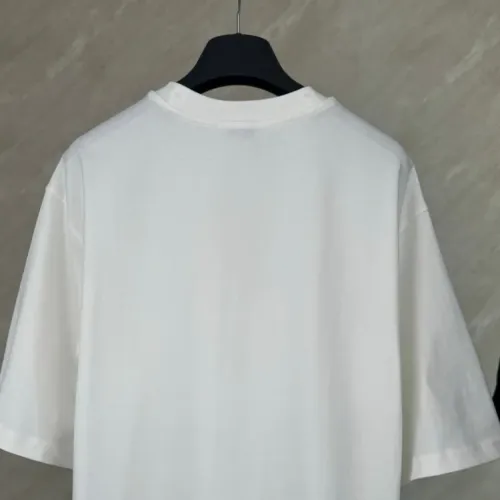 Cheap Burberry T-Shirts Short Sleeved For Unisex #1432791 Replica Wholesale [$45.00 USD] [ITEM#1432791] on Replica Burberry T-Shirts