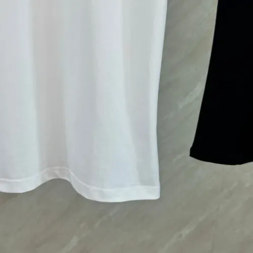 Cheap Burberry T-Shirts Short Sleeved For Unisex #1432791 Replica Wholesale [$45.00 USD] [ITEM#1432791] on Replica Burberry T-Shirts