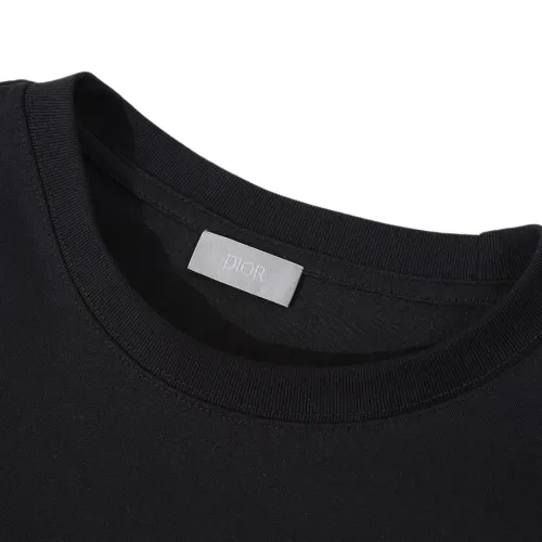 Cheap Christian Dior T-Shirts Short Sleeved For Unisex #1432843 Replica Wholesale [$48.00 USD] [ITEM#1432843] on Replica Christian Dior T-Shirts