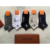 Cheap Louis Vuitton LV Socks For Men #1422568 Replica Wholesale [$25.00 USD] [ITEM#1422568] on Replica Louis Vuitton LV Socks