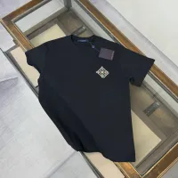 Cheap Louis Vuitton LV T-Shirts Short Sleeved For Unisex #1423467 Replica Wholesale [$32.00 USD] [ITEM#1423467] on Replica Louis Vuitton LV T-Shirts