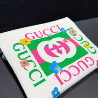 Cheap Gucci T-Shirts Short Sleeved For Unisex #1424621 Replica Wholesale [$34.00 USD] [ITEM#1424621] on Replica Gucci T-Shirts