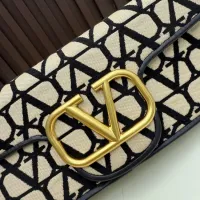 Cheap Valentino AAA Quality Messenger Bags For Women #1425049 Replica Wholesale [$98.00 USD] [ITEM#1425049] on Replica Valentino AAA Quality Messenger Bags