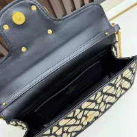 Cheap Valentino AAA Quality Messenger Bags For Women #1425049 Replica Wholesale [$98.00 USD] [ITEM#1425049] on Replica Valentino AAA Quality Messenger Bags